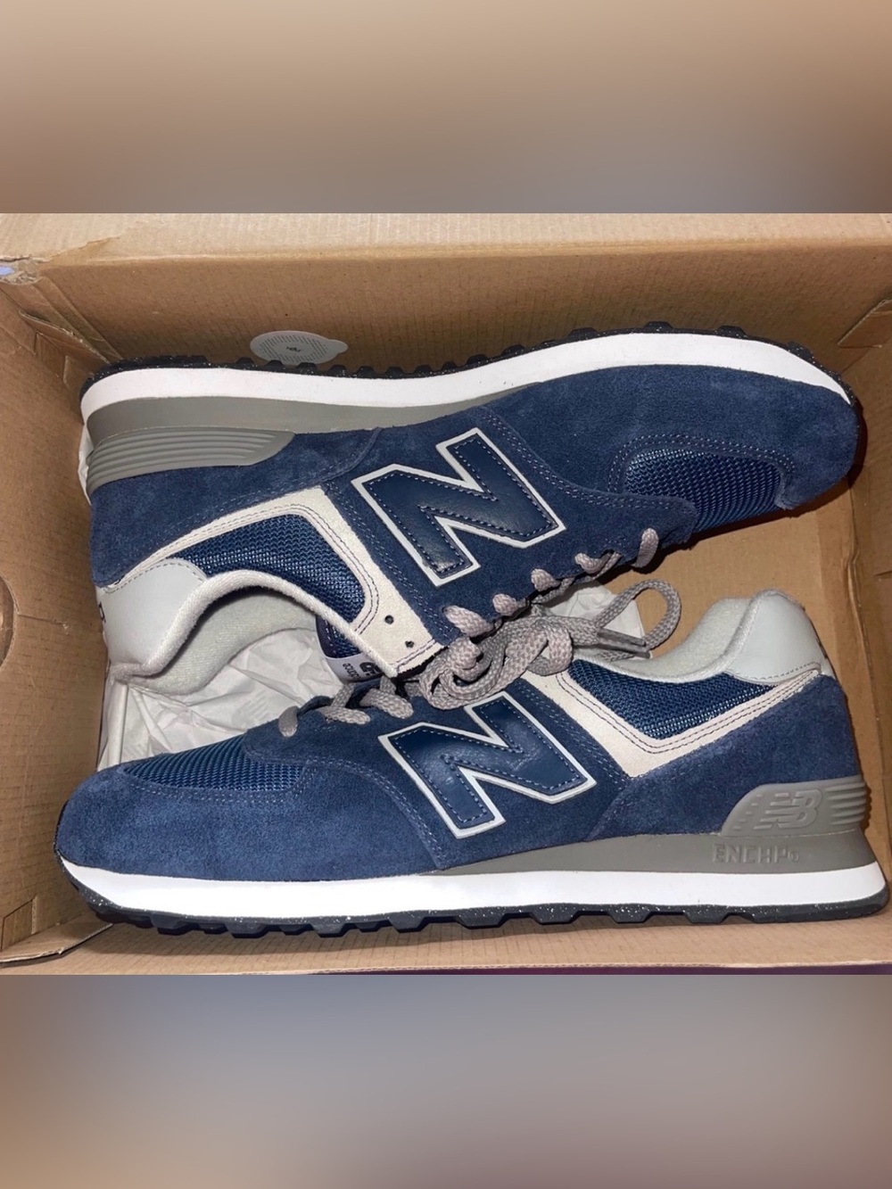 Men’s new balance 574 size 10.5 in navy